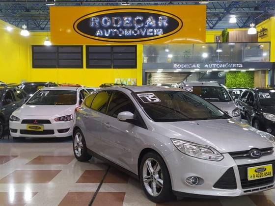 FORD FOCUS 2.0 SE PLUS 16V FLEX 4P POWERSHIFT FORD FOCUS 2.0 SE PLUS 16V FLEX 4P POWERSHIFT
